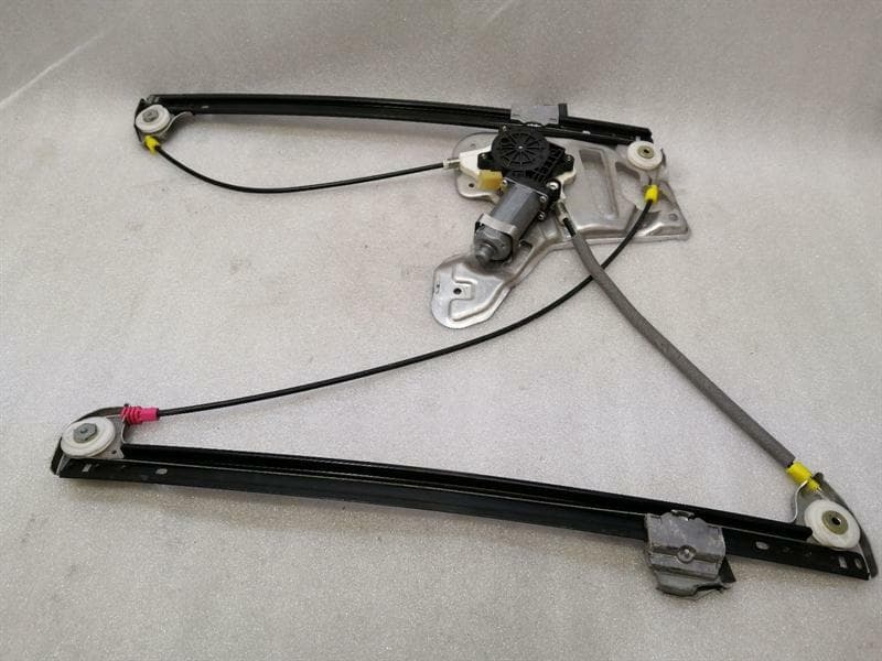 LAND ROVER Range Rover L322 Left Front Door Winder CUH000192 Window Regulator Front Left