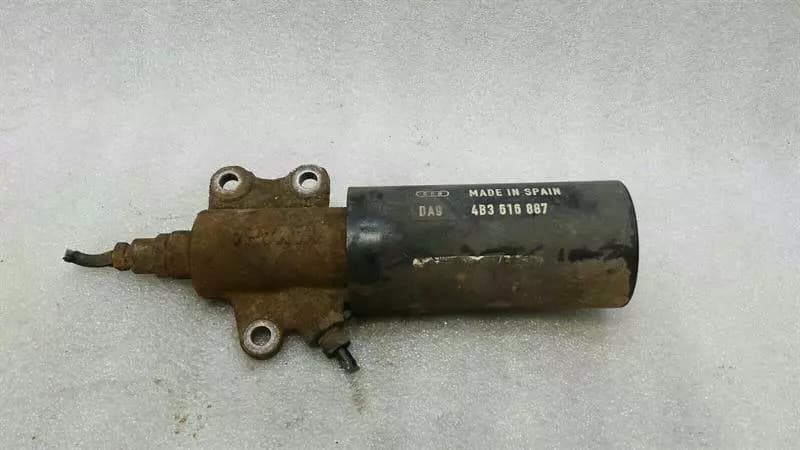 AUDI Audi RS6 4B C5 Hydraulic Valve 4B3616887 PRESSURE VESSEL DRC CHASSIS