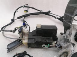 MASERATI Maserati Granturismo M145 Left Door Lock 68893400 Door Lock Left — thumbnail 3