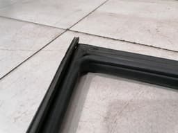 MASERATI Maserati Granturismo M145 Left Door Seal 80089200 Door Seals Left — thumbnail 5