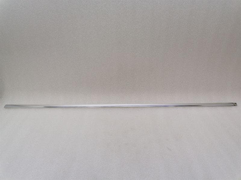 MASERATI GRANTURISMO M145 Right Door Moulding 68365300 Right Door Chrome Bar