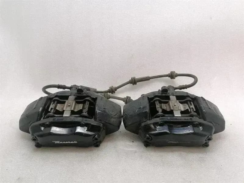 MASERATI GRANTURISMO M145 Front Brake caliper set 82337000 front caliper