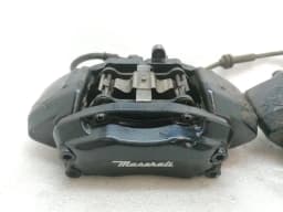 MASERATI MASERATI GRANTURISMO M145 Front Brake caliper set 82337000 front caliper — thumbnail 3