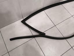 MASERATI Maserati Granturismo M145 right door seal set 80089100 right door seals set — thumbnail 3