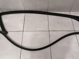 MASERATI Maserati Granturismo M145 right door seal set 80089100 right door seals set — thumbnail 7