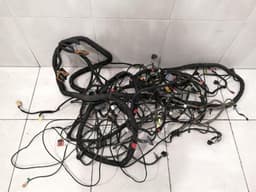MASERATI Maserati Granturismo M145 Passenger Compartment Wiring Loom 228528 Right Hand Drive — thumbnail 2