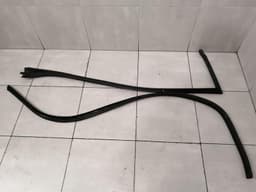MASERATI Maserati Granturismo M145 left door seal set 80089200 door seals left set — thumbnail 2