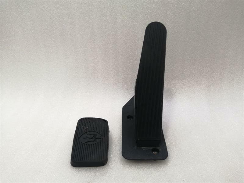 MASERATI Maserati Granturismo M145 Throttle Pedal (Electrical) 0280752285 Throttle Pedal