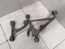 ASTON MARTIN Aston Martin Vantage V8 Right Rear Wishbone Set 6G33-5B530-AE Rear Wishbone — thumbnail 1