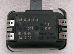 MASERATI Maserati Granturismo M145 rain light sensor 60684944 light rain — thumbnail 4