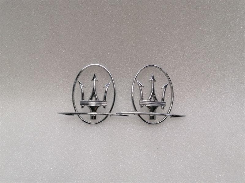 MASERATI MASERATI GRANTURISMO M145 LOGO SET 89095400 67861400 EMBLEM SET
