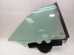 MERCEDES-BENZ Mercedes CLK W208 Right Rear Quarter Glass A2086700210 Door Window Rear Convertible — thumbnail 4
