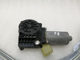 MERCEDES-BENZ Mercedes CLK W208 Right Front Door Winder A2097200846 Front Right Window — thumbnail 10