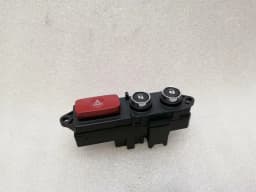 MASERATI Maserati Granturismo M145 switch hazard warning system 237803 Hazzard lock switch — thumbnail 7