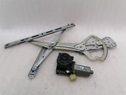 MERCEDES-BENZ Mercedes CLK W208 Right Front Door Winder A2097200846 Front Right Window — thumbnail 3