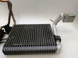 MASERATI Maserati Granturismo M145 Heater Matrix 81048600 Heat Exchanger Heater Cooler — thumbnail 9