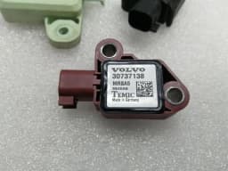 ASTON MARTIN Aston Martin Vantage V8 Crash Sensor Set 5WK43576 Sensor Set — thumbnail 7
