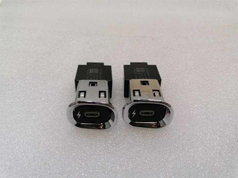 BENTLEY BENTLEY BENTAYGA 36A MK2 Type-C Module Set 3G5035954 Type-C Module Set