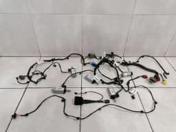 BENTLEY BENTLEY BENTAYGA 36A MK2 36A971369BP Wiring Harness RH SEAT WIRING WITH MOTORS — thumbnail 1