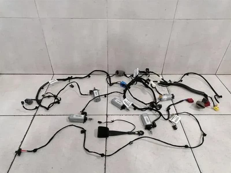 BENTLEY BENTLEY BENTAYGA 36A MK2 36A971369BP Wiring Harness RH SEAT WIRING WITH MOTORS
