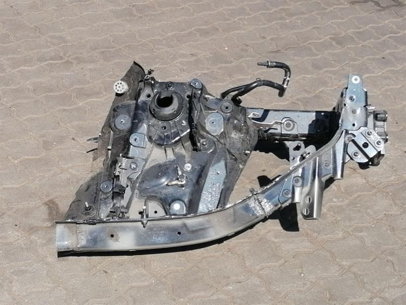 BENTLEY Bentley Bentayga 36A MK2 Right Front Chassis Leg 4M0805152 Right Front Wheel Arch
