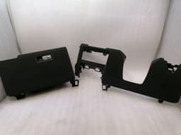 PORSCHE Porsche 911 992 GT3 GT3RS Glovebox Set 992857558C SET RIGHT HAND DRIVE — thumbnail 2