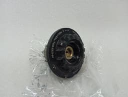 PORSCHE Porsche 911 992 992407139A Center Lock Center Wheel Lock GT3 — thumbnail 1