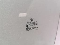 PORSCHE Porsche 911 992 GT3 left front door glass 992845019G door window front left — thumbnail 4