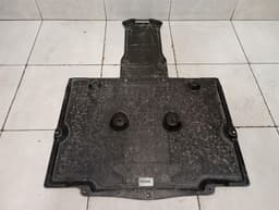 PORSCHE Porsche Cayman 718 GT4RS Undertray 99150460300 Underbody Trim — thumbnail 6