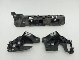PORSCHE Porsche 911 992 GT3 rear bumper holder bracket 992807886E holder carrier rear — thumbnail 2