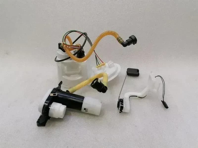 PORSCHE Porsche 911 992 GT3 Fuel Pump Electric Set 992919679 Fuel Pump Set