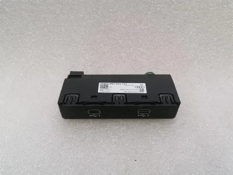 PORSCHE Porsche 911 992 GT3 USB Port Module 4N1035727 ECU