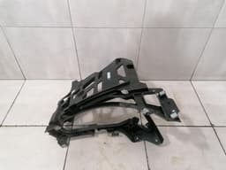 PORSCHE Porsche 911 992 GT3 RRH holder bracket 9GT813652D holder carrier rear right — thumbnail 1