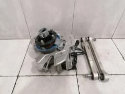 PORSCHE Porsche 911 992 Left Rear Hub 9GT505051A Wheel Bearing Housing Rear Left — thumbnail 1