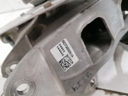 PORSCHE Porsche 911 992 Left Rear Hub 9GT505051A Wheel Bearing Housing Rear Left — thumbnail 8
