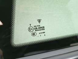 PORSCHE Porsche 911 991 Left Rear 1/4 Glass 99154311110 Door Window 1/4 Rear LH — thumbnail 6
