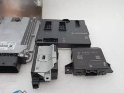PORSCHE Porsche 911 991 Engine ECU 99161860302 Engine Control Unit SET SET DGG Mk2 4.0 — thumbnail 3