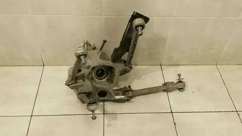 PORSCHE Porsche 911R 991 GT3 RS Right Rear Hub 99133161181 Wheel Bearing Housing Rear RE
