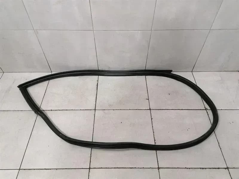 PORSCHE Porsche 911 991 coupe right door seal 99153707610 door seals right
