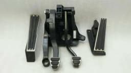 PORSCHE Porsche 911R 991 Gas Pedal + Clutch + Brake Pedal Set Kit Manual RL RHD UK — thumbnail 1