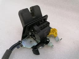 BENTLEY Bentley Bentayga 36A MK2 Boot Lock 4M0827887C Tailgate Lock — thumbnail 4