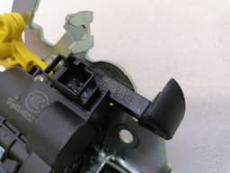 BENTLEY Bentley Bentayga 36A MK2 Boot Lock 4M0827887C Tailgate Lock — thumbnail 9