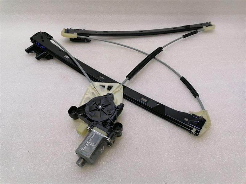 BENTLEY Bentley Bentayga 36A MK2 Left Front Door Winder 4M0837461A Front Window Regulator Li