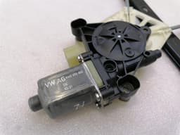 BENTLEY Bentley Bentayga 36A MK2 Left Front Door Winder 4M0837461A Front Window Regulator Li — thumbnail 3