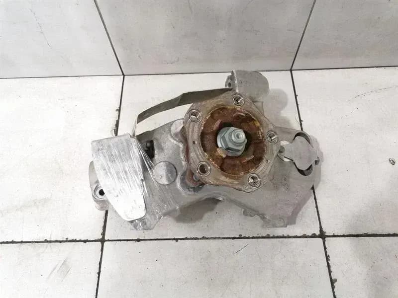 Porsche Cayman 718 GT4 Right Front Hub 99134165881 Wheel Bearing Housing Front Right