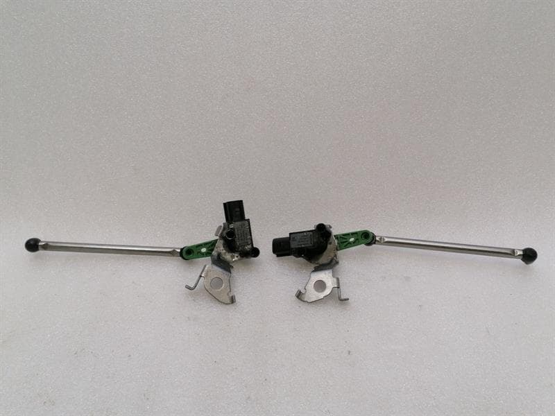 Porsche Cayman 718 GT4 Level Sensor Set 98133302180 Level Sensor Set PASM