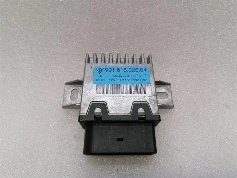 Porsche Cayman 718 GT4 Electronic Module 99161802504 ECU FUEL PUMP