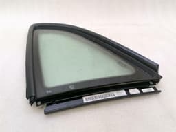 PORSCHE Porsche Cayman 718 GT4 Left Rear Quarter Glass 98154311112 Door Window 1/4 Rear L — thumbnail 7