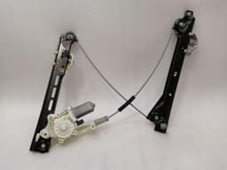 PORSCHE Porsche Cayman 718 GT4 Right Front Door Winder 99154207602 Front Window Regulator Re — thumbnail 1