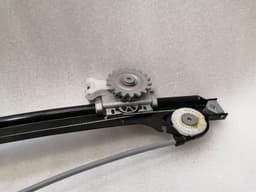 PORSCHE Porsche Cayman 718 GT4 Right Front Door Winder 99154207602 Front Window Regulator Re — thumbnail 5